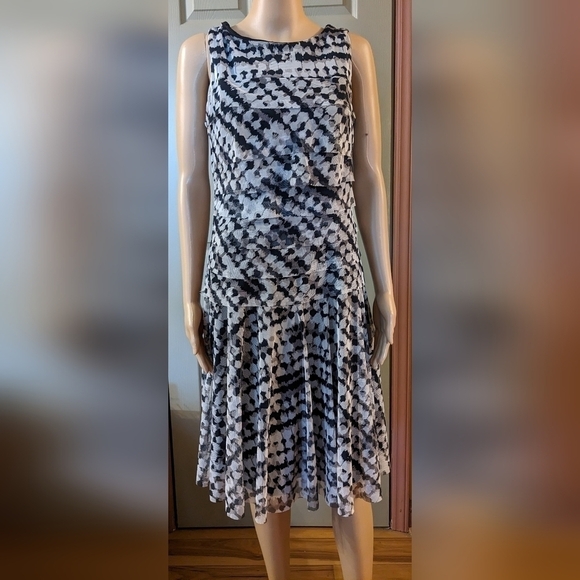 Ile New York Dresses & Skirts - Pre-owned Ile New York Dress, T3W